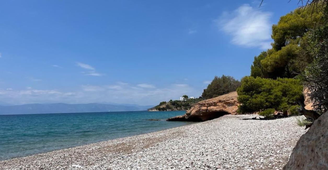 Porto Heli Seafront - Port House Gアパートメント エクステリア 写真